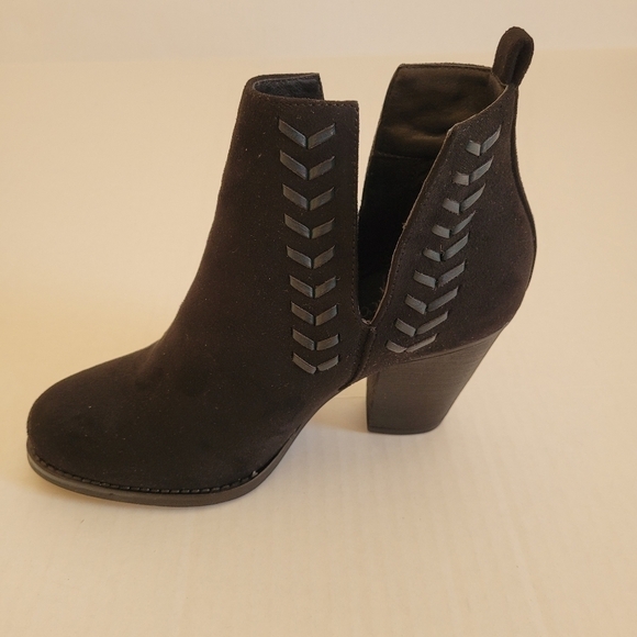Dominique Nicole Black Booties Sz 8W - Picture 3 of 11